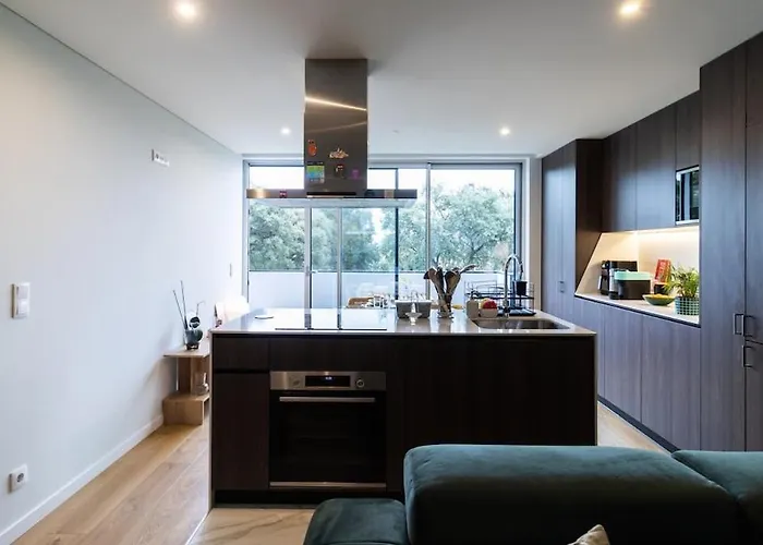 Fantastic Alda Rodrigues By Unique Hosts