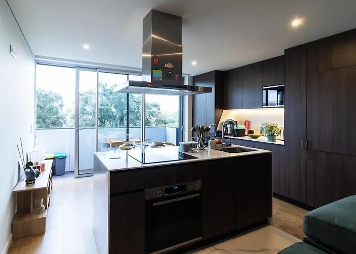 Fantastic Alda Rodrigues By Unique Hosts *